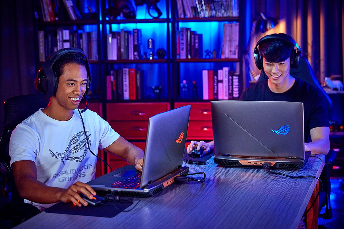 ASUS ROG G703, Laptop Gaming Pertama dengan Layar 144Hz