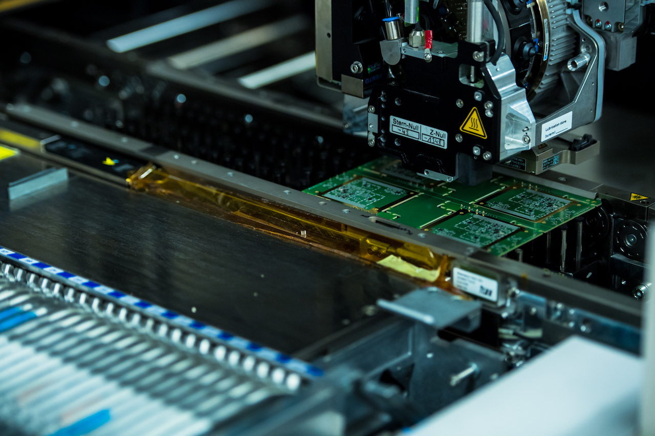 Qualcomm Mulai Kirimkan Contoh Mobile Platform Masa Depan pada Konsumen