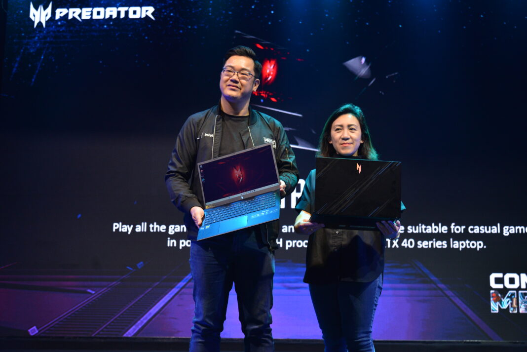 Photo-2-Kiri-Ke-Kanan-Andreas-Lesmana-Gaming-Product-Manager-Acer-Indonesia-Theresia-Hanydawati-Head-of-Consumer-Product-Acer-Indonesia