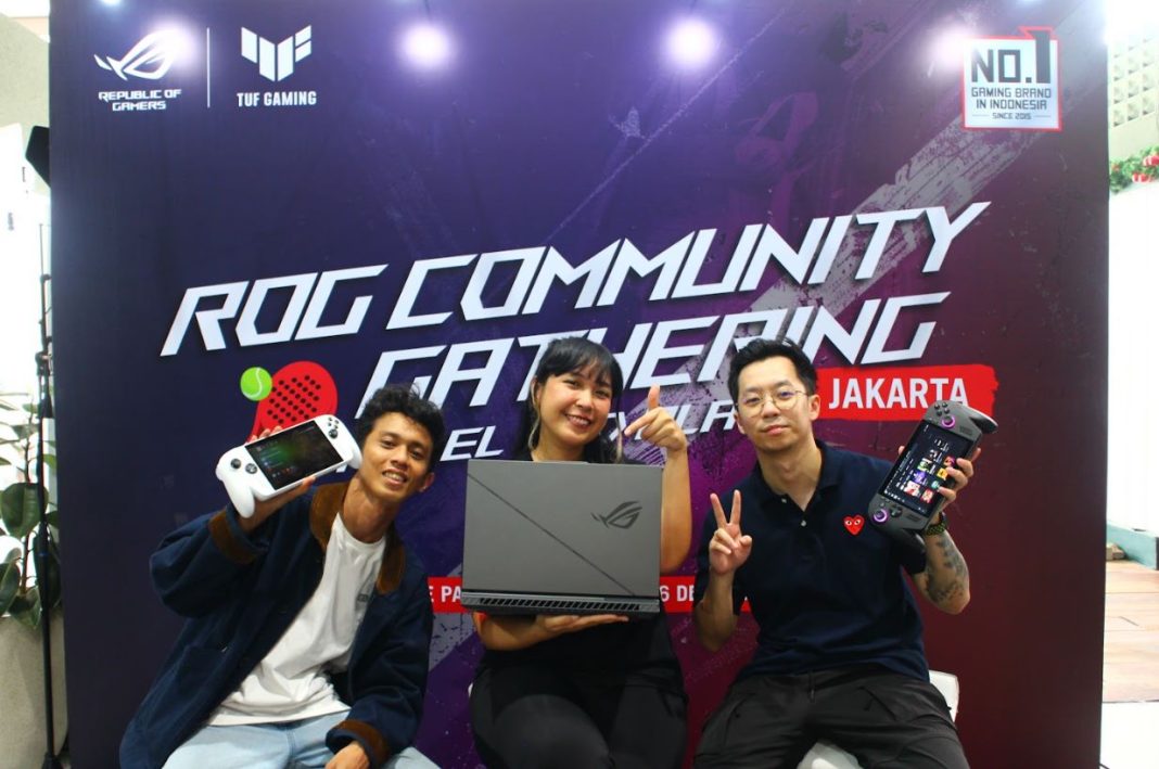 Foto 1 - Bachrul Alam (TUF Kalcer Partner), Melisa Wulandari (Product Marketing ASUS Indonesia), Rivaldo Sutanto (Co Founder The Lazy Monday)